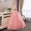 Abordable Rose Bonbon Robe De Bal 2018 Robe Boule En Dentelle Fleur Appliques Perle Faux Diamant Volants en Cascade V-Cou Dos Nu Sans Manches Longue Robe De Ceremonie