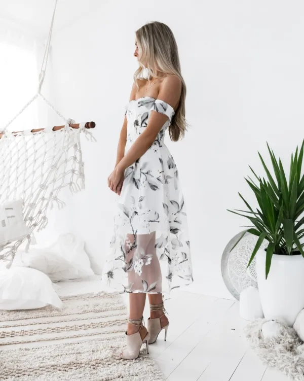 Modern / Fashion White Dating Maxi Dresses 2018 A-Line / Princess Printing Off-The-Shoulder Short Sleeve Tea-length Womens Clothing
