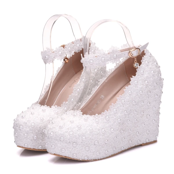 Modern / Fashion White Wedding Shoes 2018 Lace Pearl Ankle Strap 10 cm Wedges Round Toe Wedding