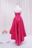 Sexy Fuchsia Satin Asymmetrisk Cocktailkjoler 2024 Prinsesse Kjæreste Uten Ermer Ryggløse Fest