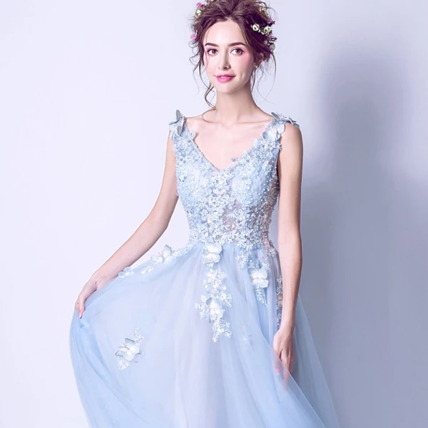 Chic / Beautiful Sky Blue Evening Dresses 2017 A-Line / Princess Lace V-Neck Handmade Appliques Backless Beading Embroidered Evening Party Formal Dresses