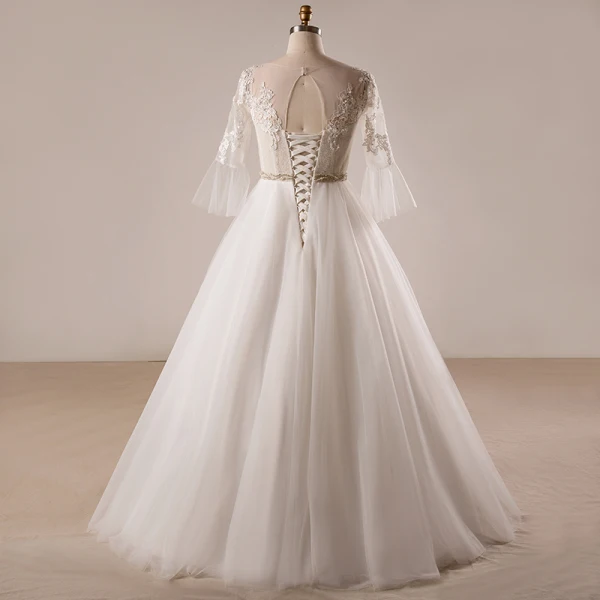 Unique Blanche Robe De Mariée 2017 Princesse V-Cou Tulle En Dentelle Perlage Appliques Dos Nu Mariage