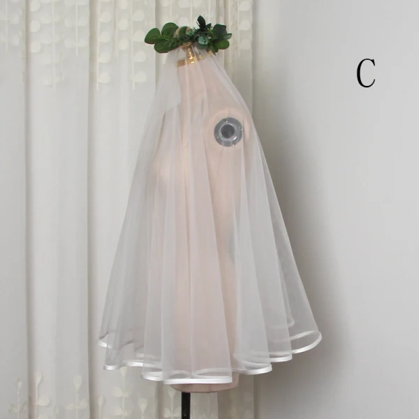 Modest / Simple White Short Wedding Veils Chiffon Wedding Accessories 2019