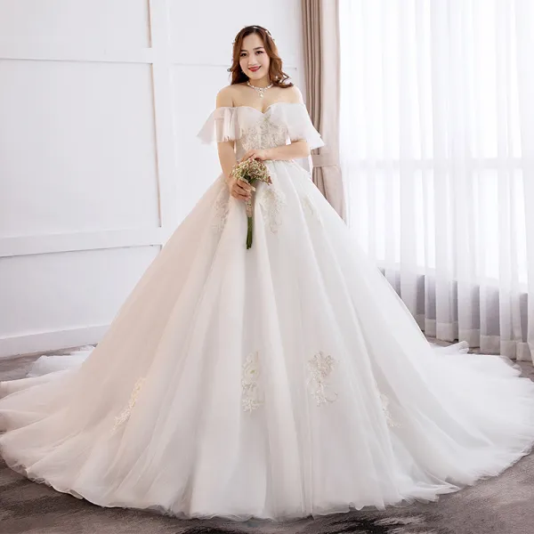 Moderne Mode Blanche Grande Taille Robe De Mariee 2019 Robe Boule En Dentelle Tulle Appliques Dos