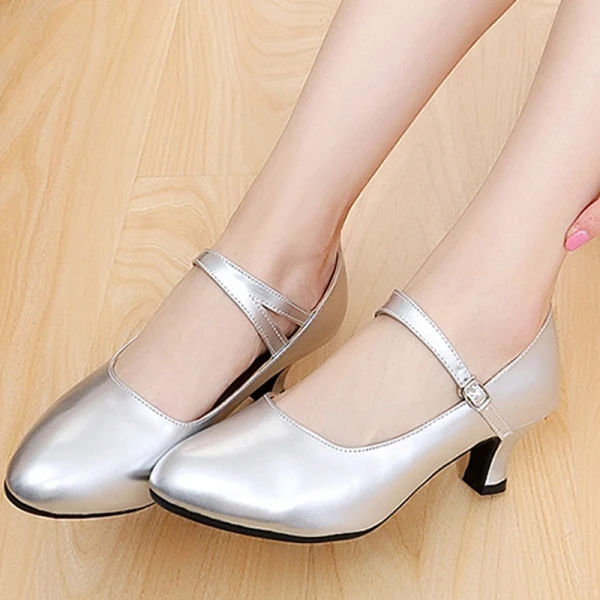 Romantic Lovely Black Latin Dance Shoes 2020 5 cm Dancing Prom Laser Buckle Heels Round Toe Womens Shoes