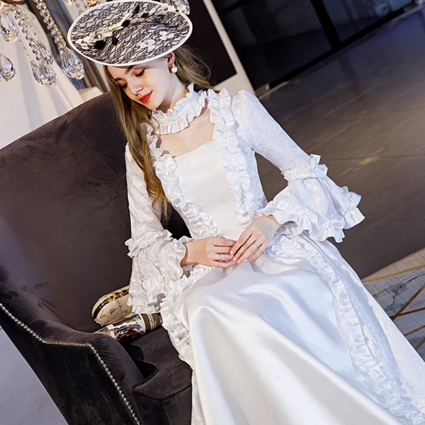 Vintage / Retro Medieval Elegant White Ball Gown Prom Dresses 2021 Long Sleeve Square Neckline Crossed Straps Floor-Length / Long Lace Satin Printing Cosplay Prom Formal Dresses