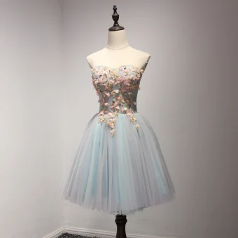 Chic Beautiful Sky Blue Party Dresses 2017 Ball Gown Sweetheart Sleeveless Appliques Flower Beading Crystal Short Ruffle Backless Formal Dresses