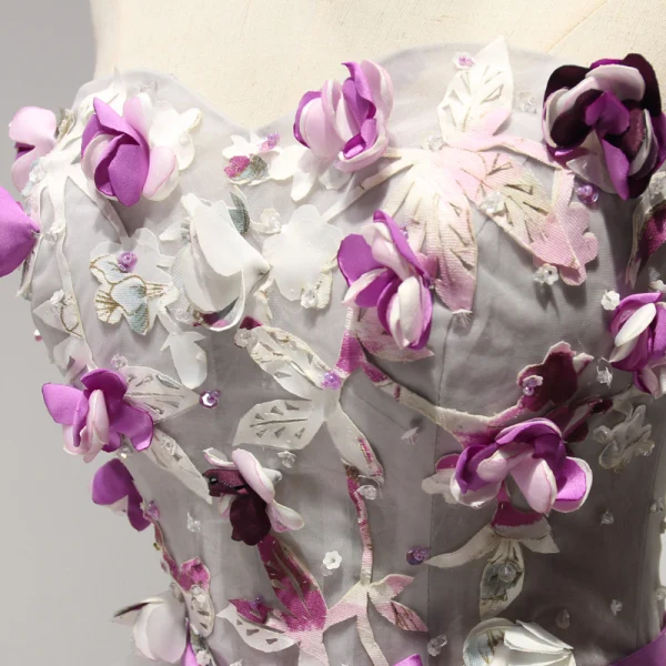 Fine Grå Homecoming Graduation Kjoler 2017 Prinsesse Kjæreste Uten Ermer Syrin Appliques Blomst Beading Paljetter Perle Printing Sash Korte Buste Ryggløse Formelle Kjoler