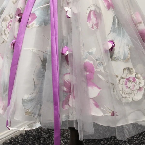Fine Grå Homecoming Graduation Kjoler 2017 Prinsesse Kjæreste Uten Ermer Syrin Appliques Blomst Beading Paljetter Perle Printing Sash Korte Buste Ryggløse Formelle Kjoler