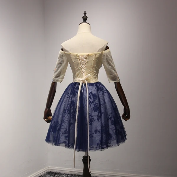 Chic / Belle Champagne Bleu D'encre de retour Robe De Graduation 2017 Robe Boule De l'épaule 1/2 Manches Appliques Fleur Perlage Cristal Paillettes Perle Courte Volants Dos Nu Robe De Ceremonie