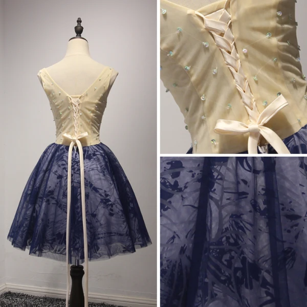 Chic / Belle Champagne Bleu D'encre Robe De Fete 2017 Robe Boule V-Cou Sans Manches Appliques Fleur Perlage Cristal Paillettes Perle Courte Volants Dos Nu Robe De Ceremonie
