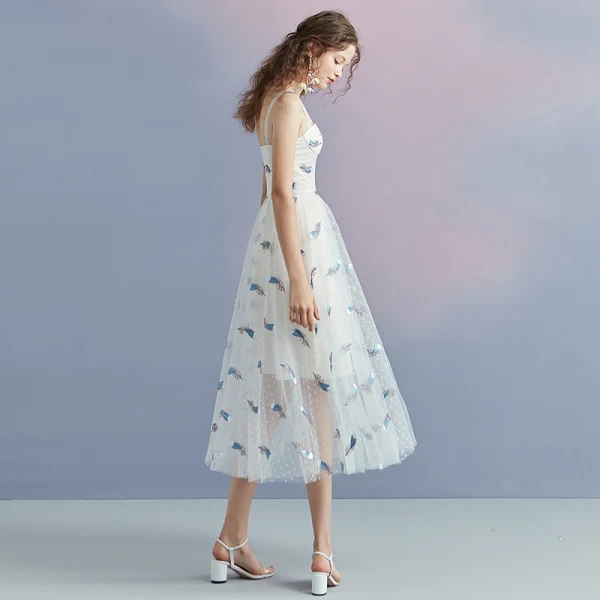 Chic / Belle Ivoire Été de retour Robe De Graduation 2018 Princesse épaules Sans Manches Tachetée Impression Thé Longueur Volants Dos Nu Robe De Ceremonie