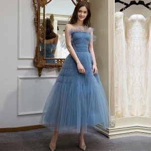 Élégant Océan Bleu Été De Retour Robe De Graduation 2018 Princesse Bustier Sans Manches Thé Longueur Volants Dos Nu Robe De Ceremonie