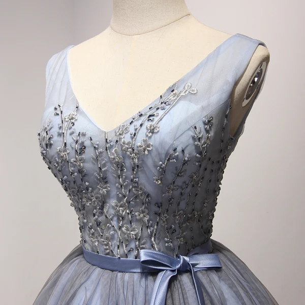 Schöne Marineblau Partykleider 2017 Ballkleid V-Ausschnitt Ärmellos Applikationen Blumen Perlenstickerei Pailletten Kurze Rüschen Rückenfreies Festliche Kleider