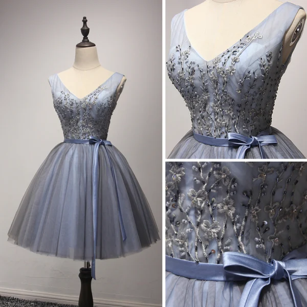 Schöne Marineblau Partykleider 2017 Ballkleid V-Ausschnitt Ärmellos Applikationen Blumen Perlenstickerei Pailletten Kurze Rüschen Rückenfreies Festliche Kleider