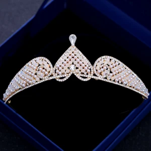 Piękne Szampan Złote Tiara 2018 Metal Kryształ Rhinestone Perła W Kształcie Serca Akcesoria
