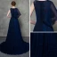 Moderne / Mode Bleu Roi Robe De Soirée Détachable Avec Châle 2018 Princesse Transparentes Encolure Dégagée Sans Manches Perlage Tribunal Train Volants Robe De Ceremonie
