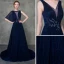 Moderne / Mode Bleu Roi Robe De Soirée Détachable Avec Châle 2018 Princesse Transparentes Encolure Dégagée Sans Manches Perlage Tribunal Train Volants Robe De Ceremonie