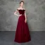 Vintage / Originale Bordeaux Robe De Bal 2018 Princesse De l'épaule Manches Courtes Appliques En Dentelle Perlage Ceinture Longue Volants Dos Nu Robe De Ceremonie
