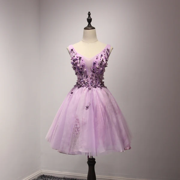 Chic / Beautiful Lilac Homecoming Graduation Dresses 2017 Ball Gown V-Neck Sleeveless Appliques Flower Beading Rhinestone Short Ruffle Backless Formal Chic / Beautiful Lilac Homecoming Graduation Dresses 2017 Ball Gown V-Neck Sleeveless Appliques Flower Beading Rhinestone Short Ruffle Backless Formal