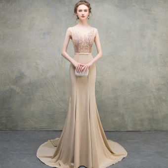 Luxe Kaki Robe De Soirée 2018 Trompette Sirène Encolure Dégagée Sans Manches Appliques En Dentelle Perlage Noeud Ceinture Tribunal Train Volants Dos Nu Robe De Ceremonie