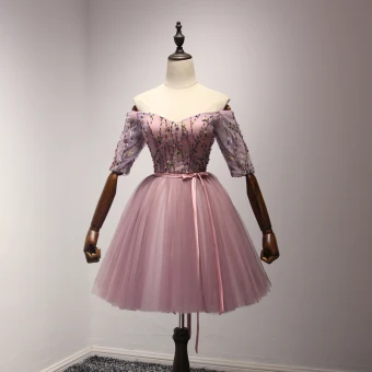 Snygga Fina Pärla Rosa Festklänningar 2017 Balklänning Av Axeln 1 2 Ärm Appliqués Spets Beading Kristall Skärp Korta Ruffle Halterneck Formella Klänningar