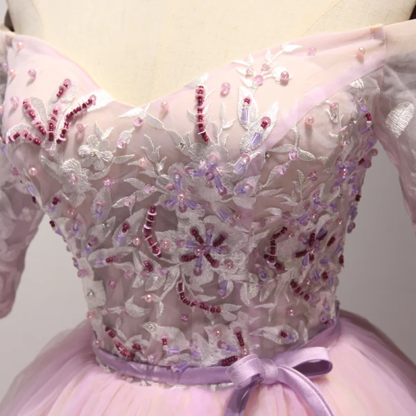 Schöne Lila Heimkehr Abiballkleider 2017 Ballkleid Off Shoulder 1/2 Ärmel Applikationen Mit Spitze Perlenstickerei Kristall Pailletten Perle Stoffgürtel Kurze Rüschen Rückenfreies Festliche Kleider