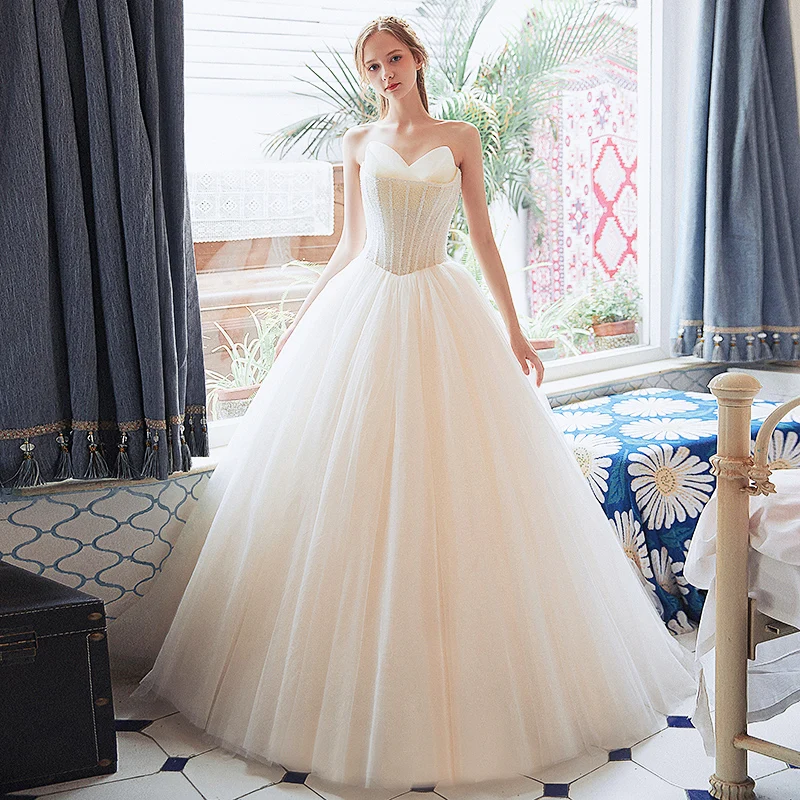 Beste Champagne Brudekjoler 2018 Prinsesse Kjæreste Uten Ermer Ryggløse Beading Lange Buste