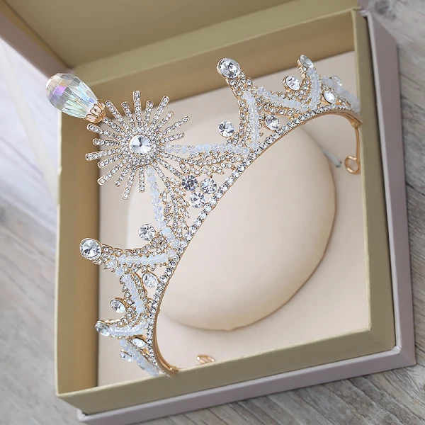 Najpiękniejsze / Ekskluzywne Złote Srebrny Tiara 2018 Metal Kryształ Rhinestone Frezowanie Akcesoria