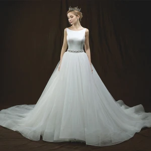 Élégant Ivoire Robe De Mariée 2018 Princesse Encolure Dégagée Sans Manches Dos Nu Perle Faux Diamant Ceinture Chapel Train Volants