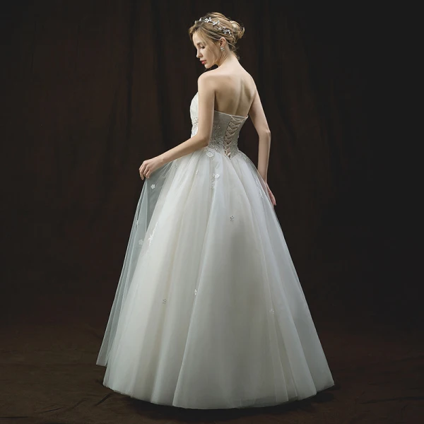 Fine Elfenben Brudekjoler 2018 Prinsesse Fantastiske / Unike Kjæreste Uten Ermer Ryggløse Appliques Blomst Perle Beading Paljetter Lange Buste