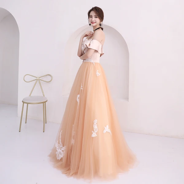 Affordable Champagne Prom Dresses 2018 A-Line / Princess Off-The-Shoulder Short Sleeve Appliques Lace Floor-Length / Long Ruffle Backless Formal Dresses