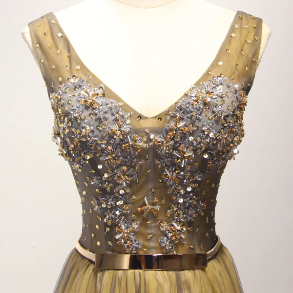 Modern / Fashion Gold Evening Dresses  2017 A-Line / Princess V-Neck Sleeveless Beading Crystal Glitter Sequins Pearl Metal Sash Floor-Length / Long Ruffle Backless Formal Dresses