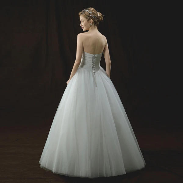 Simple Ivoire Robe De Mariée 2018 Princesse Unique Bustier Sans Manches Dos Nu Longue Volants