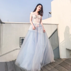 Élégant Bleu Ciel Robe De Soirée 2018 Princesse De L Épaule Manches Courtes Appliques En Dentelle Ceinture Longue Volants Dos Nu Robe De Ceremonie
