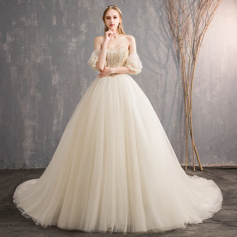 Luksus Champagne Brudekjoler 2018 Ballkjole Kjæreste Avtakbar Korte Ermer Ryggløse Perle Beading Buste Cathedral Train