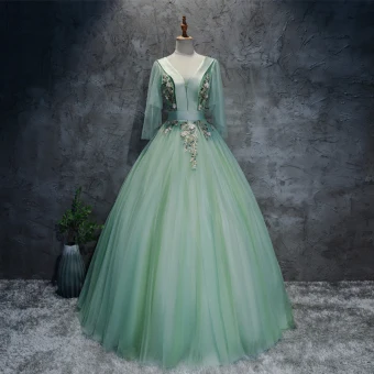 Chic Belle Vert Cendré Robe De Bal 2017 Robe Boule V Cou 3 4 Manches Appliques Fleur Perlage Paillettes Ceinture Longue Plissée Dos Nu Robe De Ceremonie