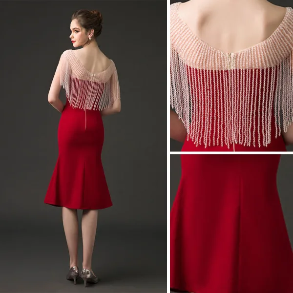 Chic / Belle Bordeaux Robe De Fete 2018 Trompette / Sirène Encolure Dégagée Sans Manches Cristal Perlage Gland Thé Longueur Dos Nu Robe De Ceremonie
