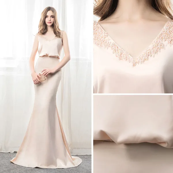 Élégant Champagne Robe De Soirée 2018 Trompette / Sirène V-Cou Sans Manches Perlage Tribunal Train Volants Dos Nu Robe De Ceremonie