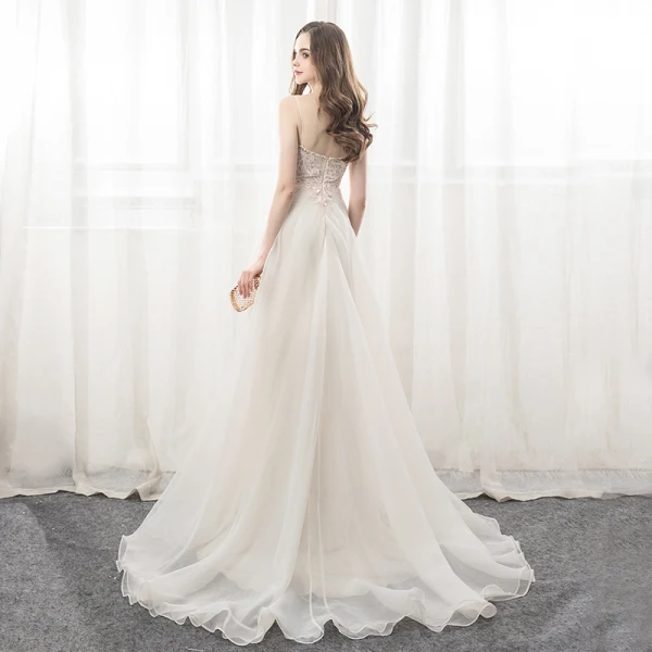 Elegant Champagne Organza Sommer Selskapskjoler 2018 Prinsesse Spaghettistropper Kjæreste Uten Ermer Appliques Blonder Rhinestone Domstol Tog Buste Ryggløse Formelle Kjoler