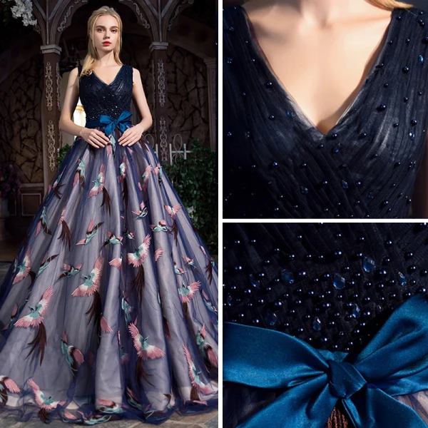 Chic / Belle Bleu Marine Robe De Bal 2017 Robe Boule V-Cou Sans Manches Appliques Fleur Perle Faux Diamant Noeud Ceinture Chapel Train Volants Dos Nu Robe De Ceremonie