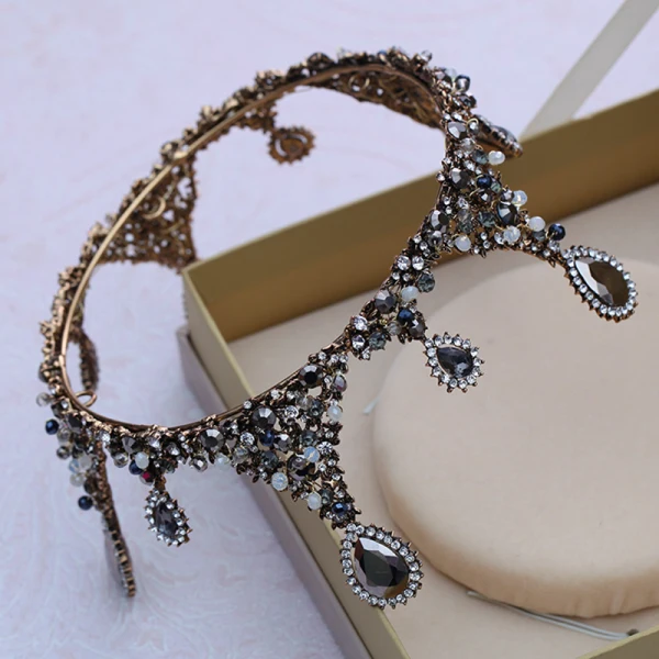 Vintage Barokowy Czarne Tiara 2018 Metal Rhinestone Kryształ Ślub Akcesoria