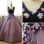 Chic / Belle Bleu Marine Perle Rose Robe De Bal 2017 Robe Boule V-Cou Sans Manches Appliques En Dentelle Fleur Perle Paillettes Longue Volants Dos Nu Robe De Ceremonie
