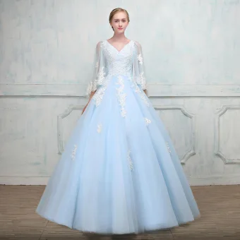Chic Belle Bleu Ciel Robe De Bal Avec Châle 2018 Robe Boule V Cou Appliques En Dentelle Perlage Longue Volants Dos Nu Robe De Ceremonie