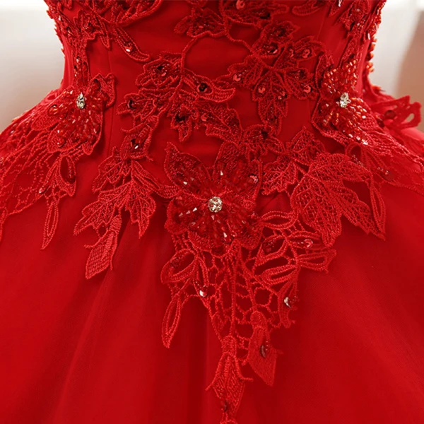 Schöne Rot Ballkleider 2017 Ballkleid Bandeau V-Ausschnitt Kurze Ärmel Applikationen Spitze Strass Perlenstickerei Pailletten Lange Rüschen Rückenfreies