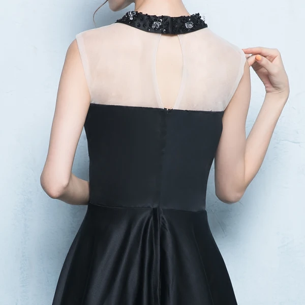 Chic / Belle Noire Robe De Soirée 2017 Princesse Cristal Perlage Col Haut Sans Manches Longue Volants Dos Nu Percé Robe De Ceremonie