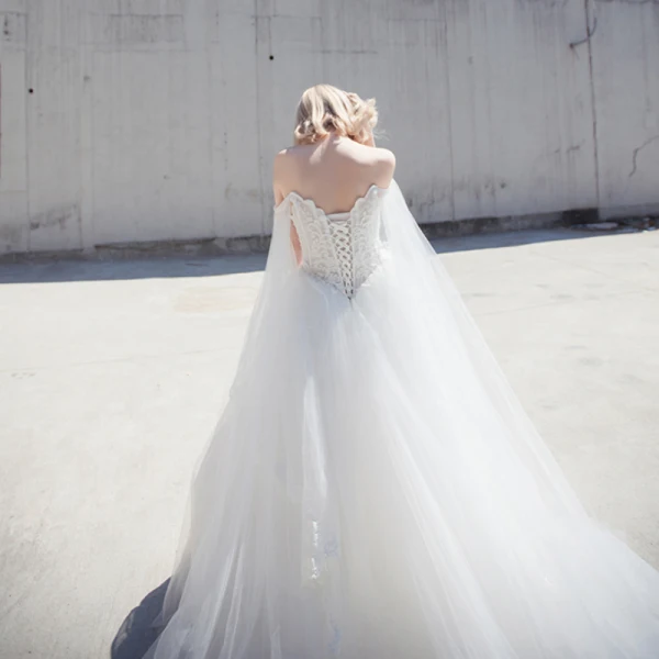 Chic / Beautiful Romantic Outdoor / Garden Wedding Dresses 2017 Rhinestone Lace Appliques Sleeveless Off-The-Shoulder Backless Cathedral Train White Ball Gown