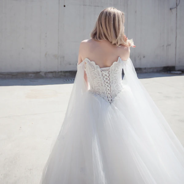Chic / Beautiful Romantic Outdoor / Garden Wedding Dresses 2017 Rhinestone Lace Appliques Sleeveless Off-The-Shoulder Backless Cathedral Train White Ball Gown