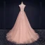 Chic / Belle Perle Rose Robe De Soirée 2017 Princesse V-Cou Sans Manches Appliques En Dentelle Train De Balayage Volants Dos Nu Robe De Ceremonie