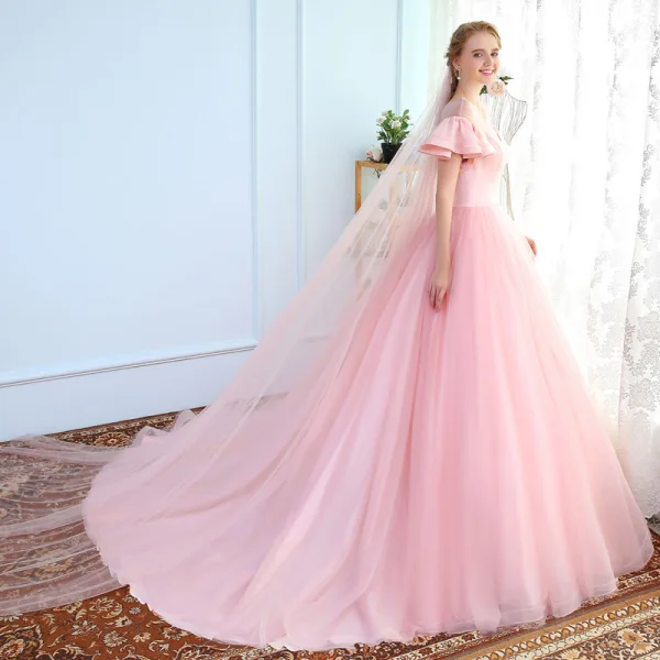Simple Rougissant Rose Transparentes Robe De Mariée 2018 Robe Boule Encolure Dégagée Manches Courtes Dos Nu Volants Chapel Train